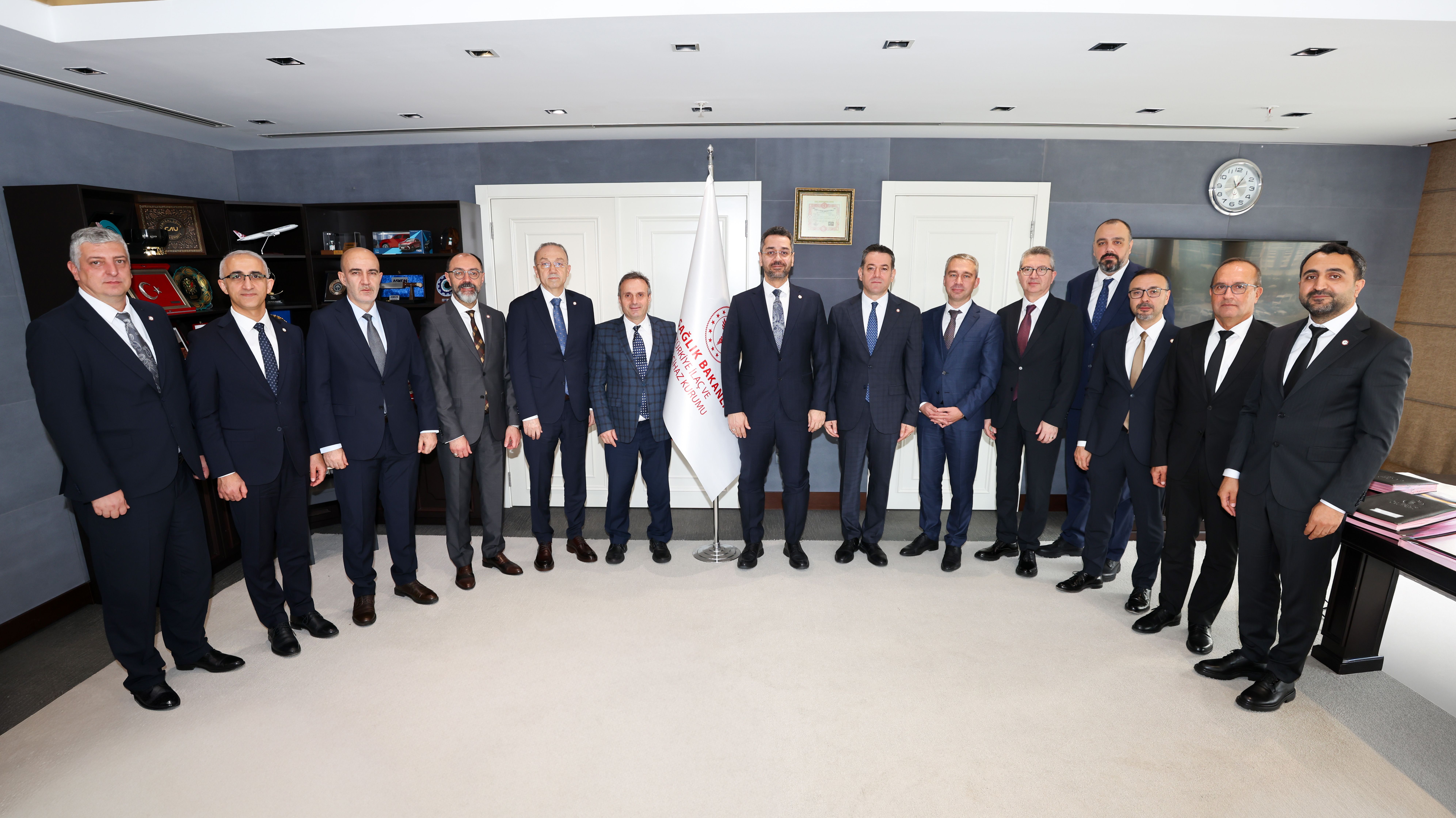 TÜRK ECZACILARI BİRLİĞİ’NDEN TİTCK’YA ZİYARET